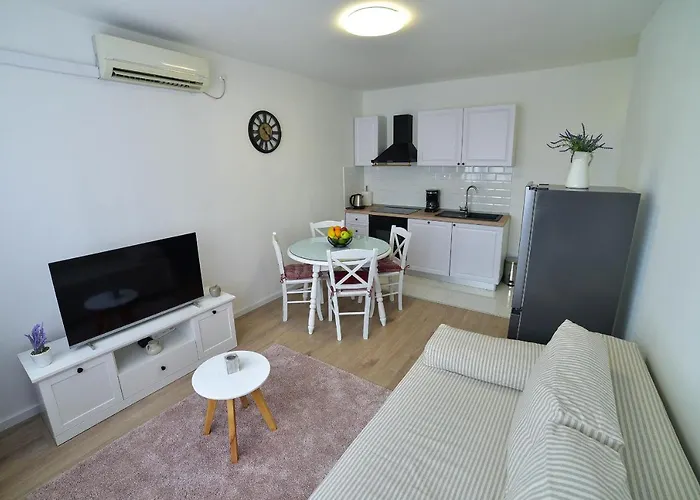 New And Modern Apartment Baroni